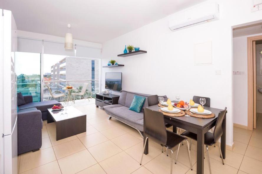 Laila - Coralli Beachfront Apartment Πρωταράς Εξωτερικό φωτογραφία