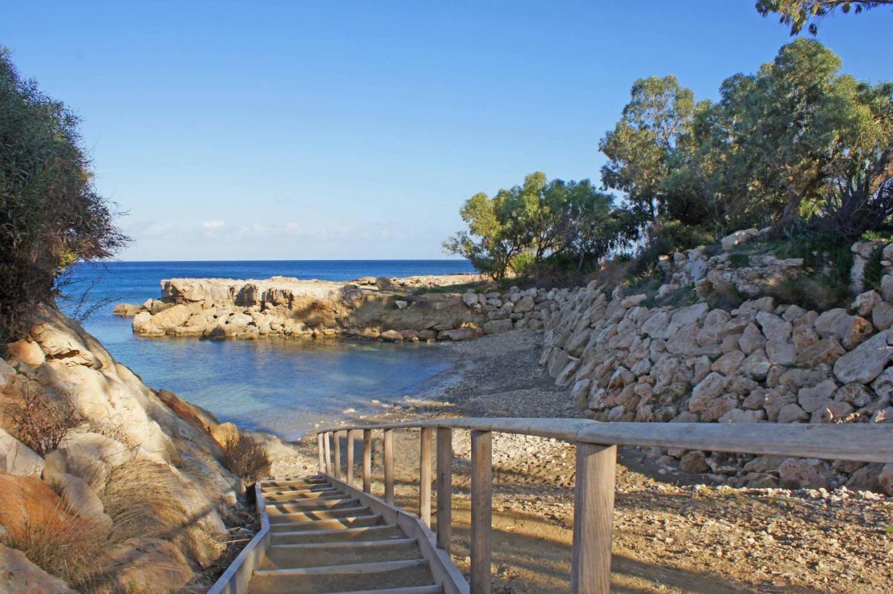 Laila - Coralli Beachfront Apartment Πρωταράς Εξωτερικό φωτογραφία